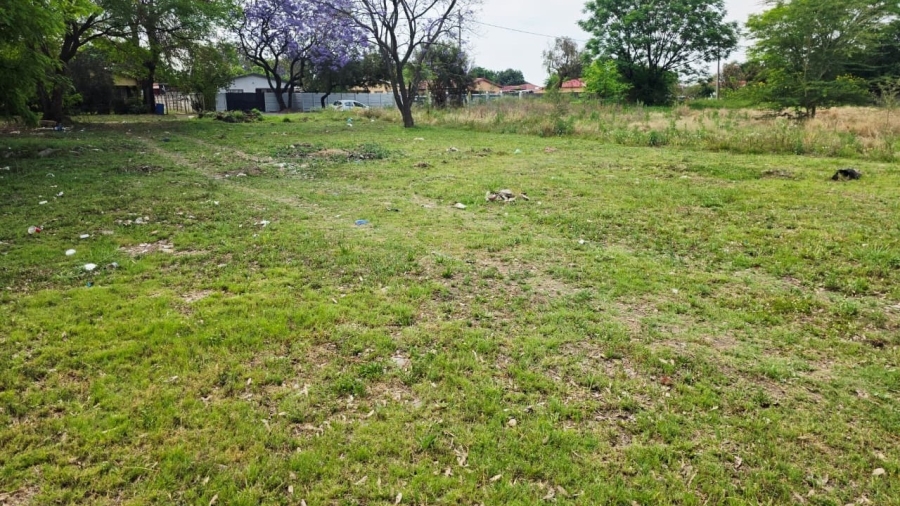 0 Bedroom Property for Sale in Oos Einde North West